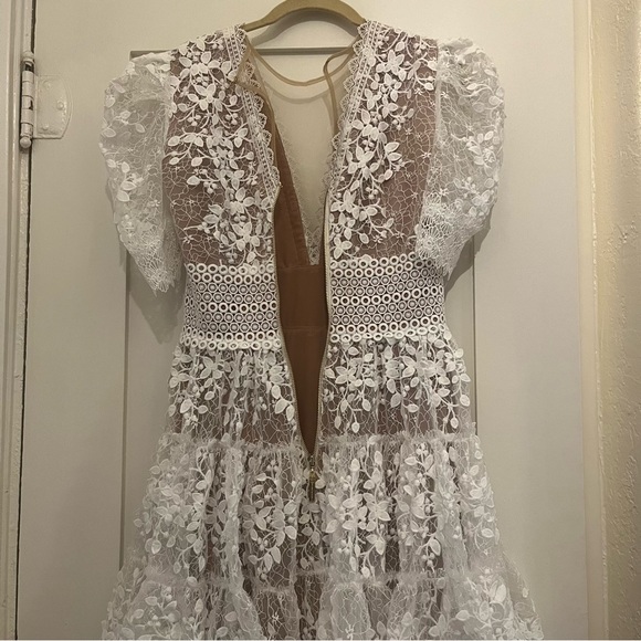 Bronx and Banco "Megan" Mini Dress in White Lace - Size 4 (S) - Picture 11 of 14